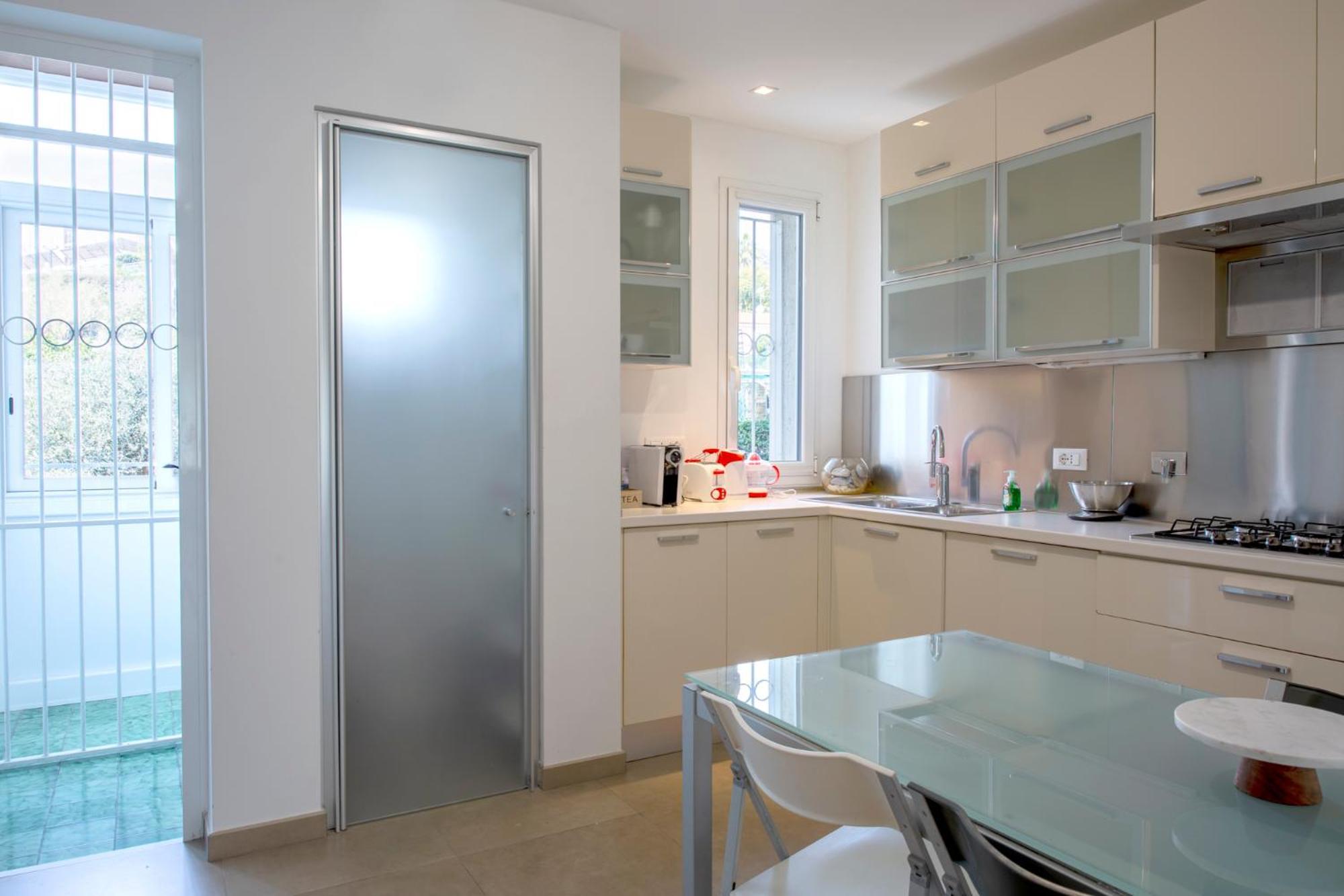 Mamariviera Home Holidays Sanremo - Casa Vista Mare Con Piscina Екстериор снимка