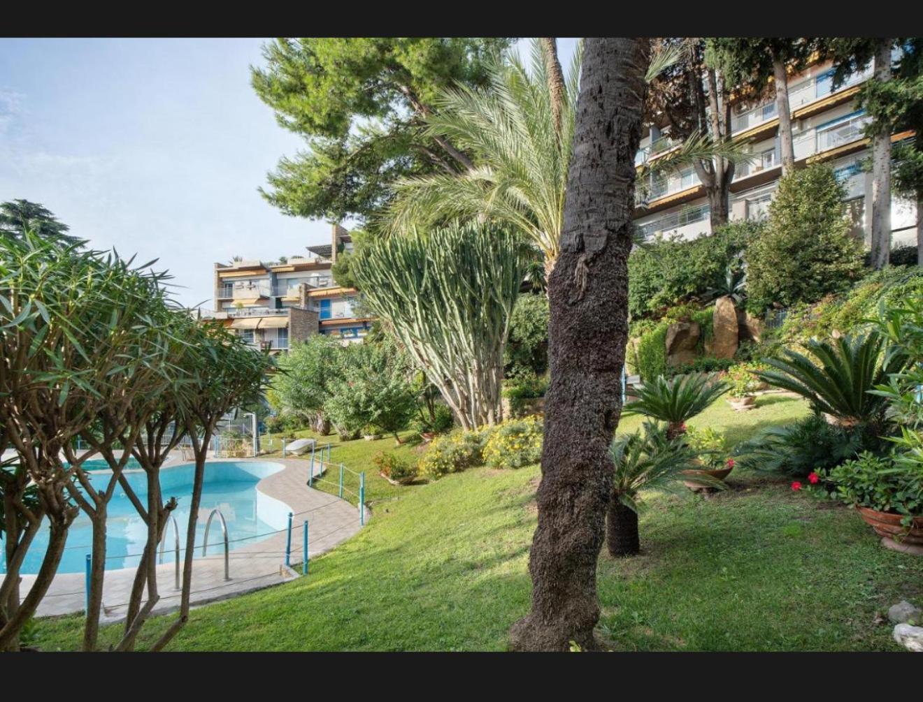 Mamariviera Home Holidays Sanremo - Casa Vista Mare Con Piscina Екстериор снимка