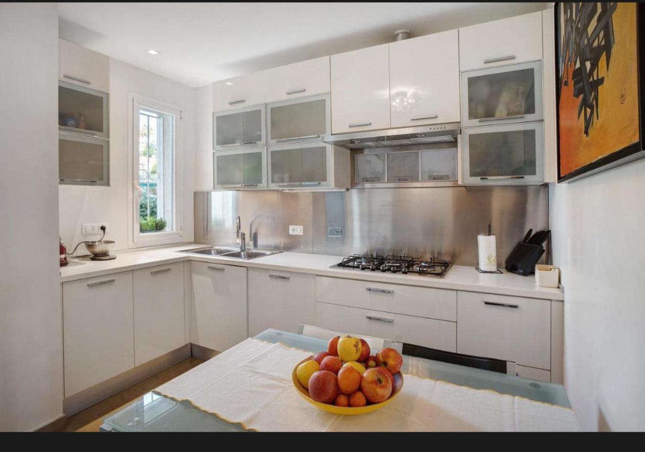 Mamariviera Home Holidays Sanremo - Casa Vista Mare Con Piscina Екстериор снимка